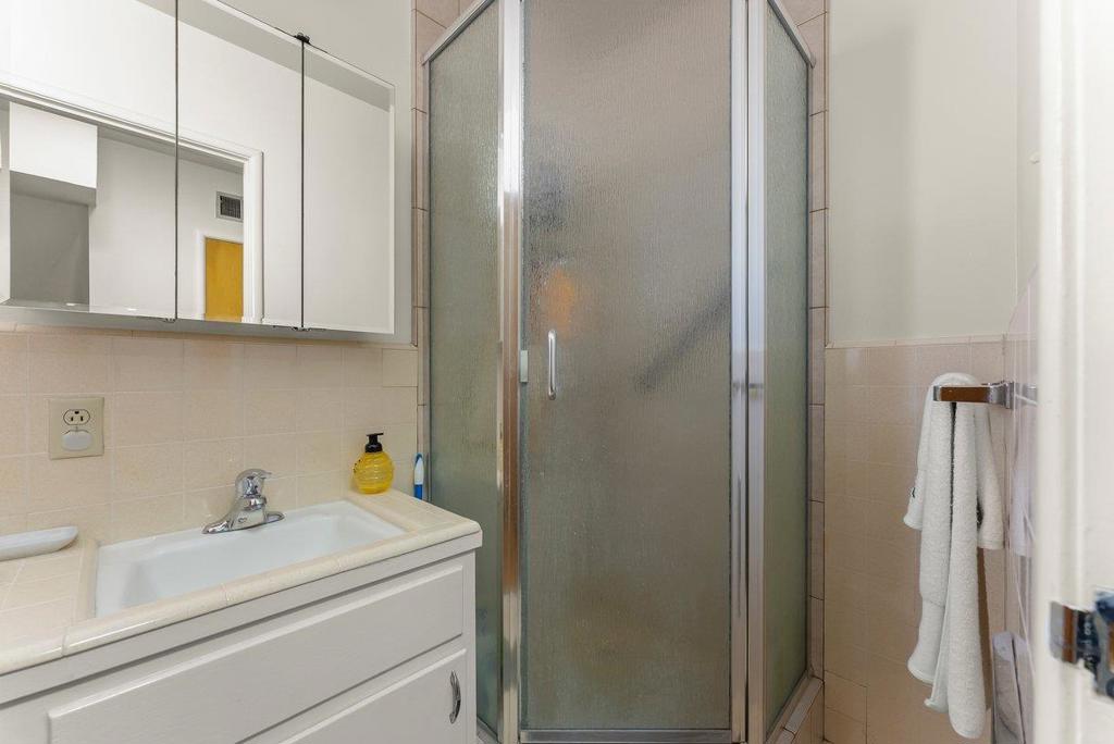 109 Hobart Avenue Property Photo 19