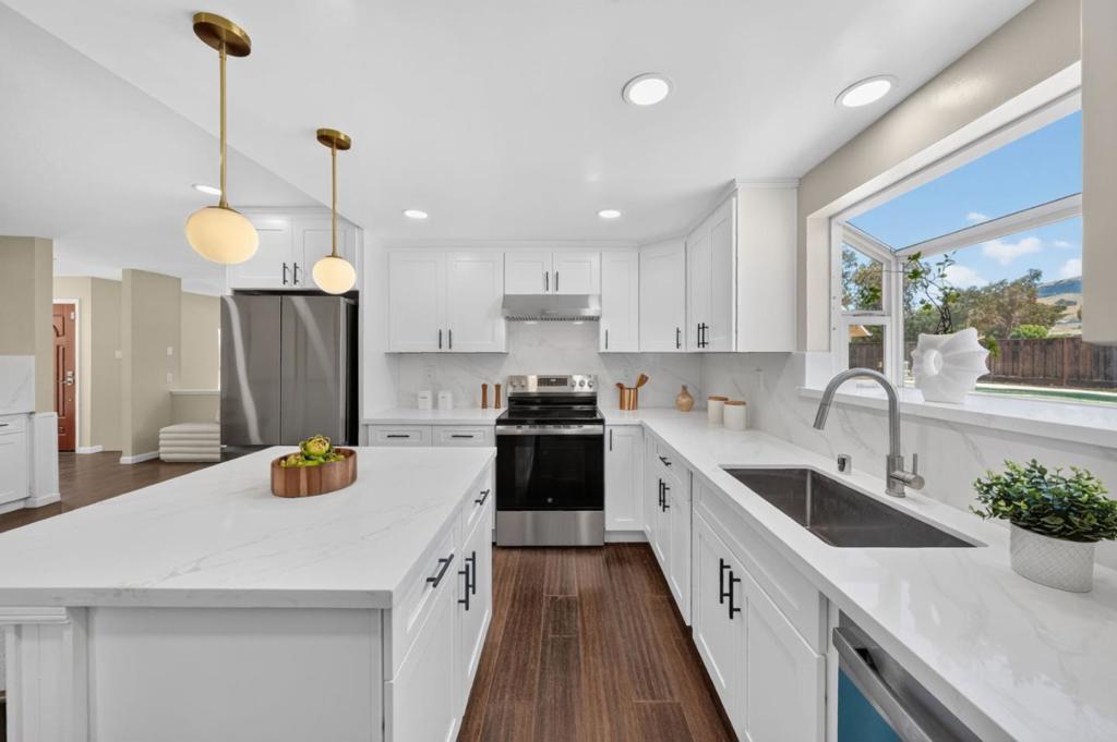 10980 New Avenue Property Photo 13