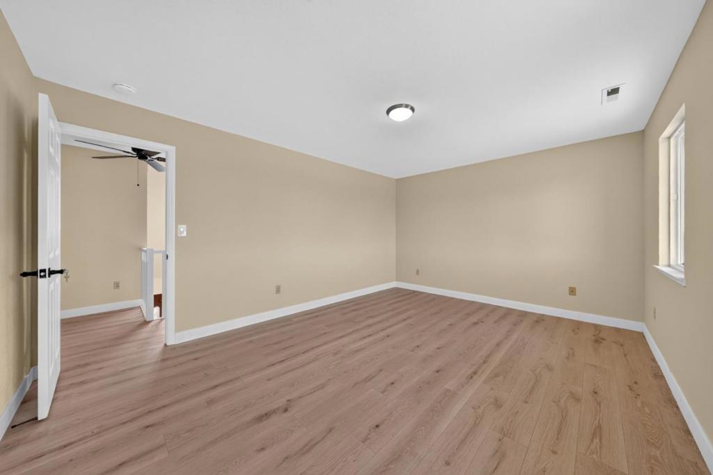 10980 New Avenue Property Photo 29