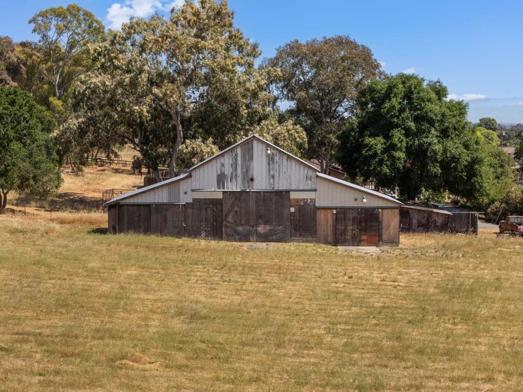 10980 New Avenue Property Photo 56