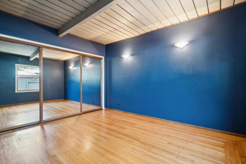 6107 Jordan Avenue Property Photo 14