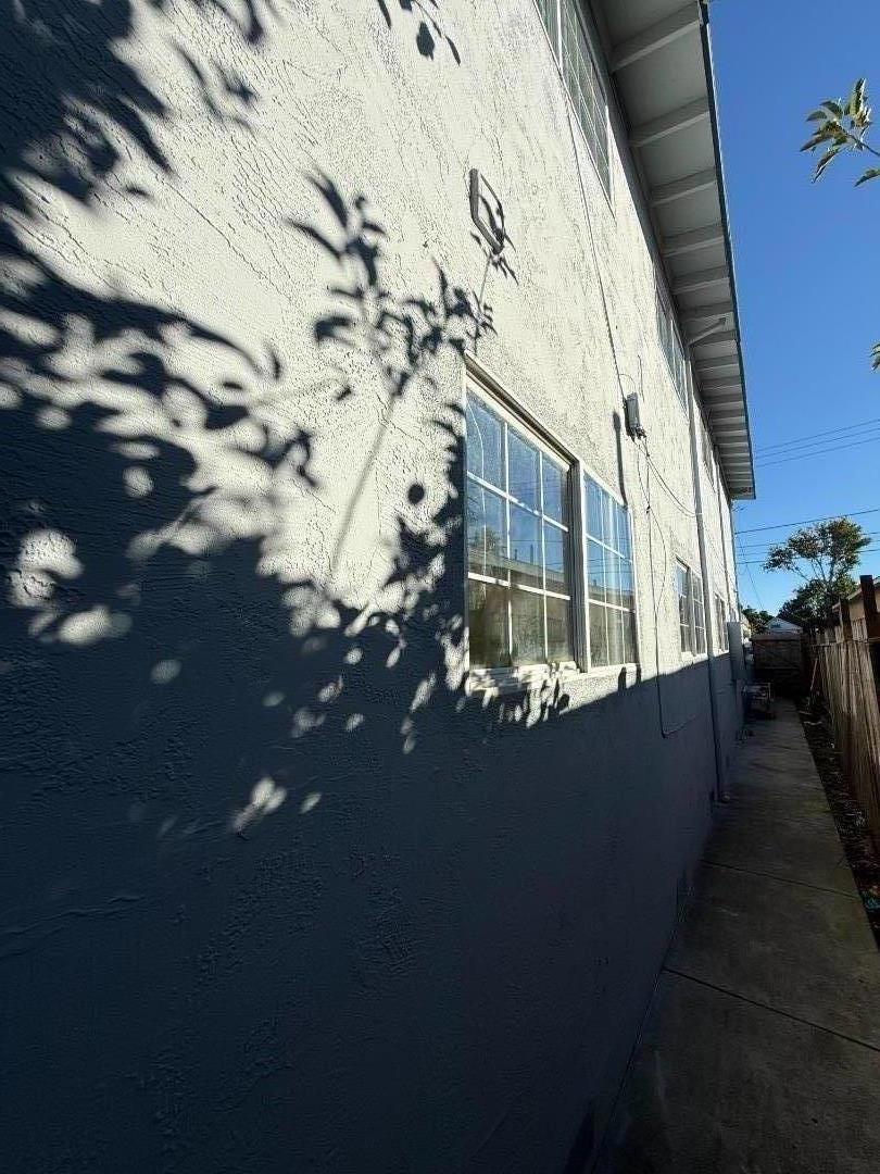 219 Barrett Avenue Property Photo 4