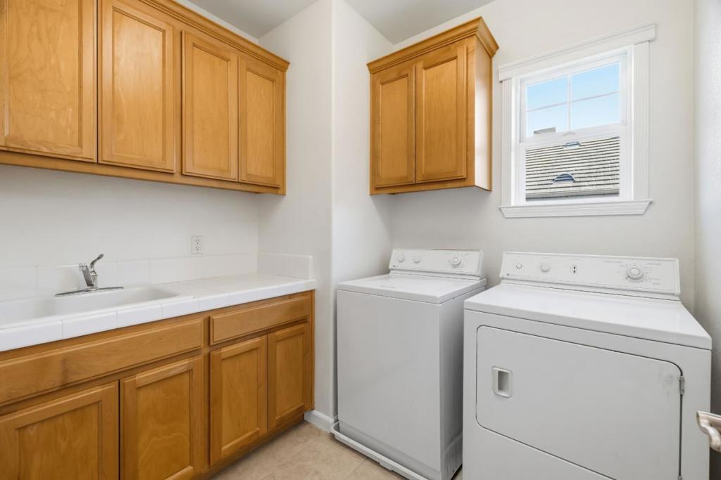 6 Deerfield Drive Property Photo 21