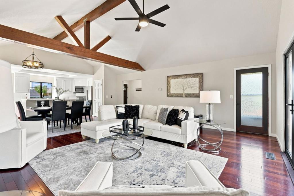 295 Day Valley Road Property Photo 10