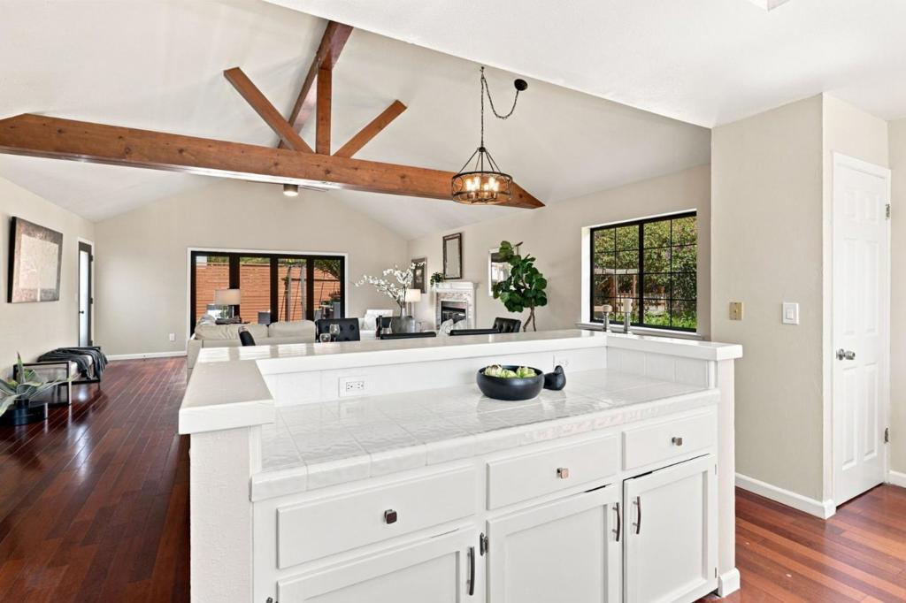 295 Day Valley Road Property Photo 17