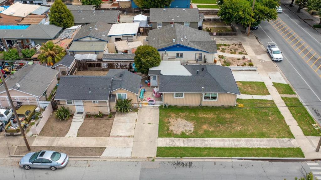 694 Central Avenue Property Photo 1