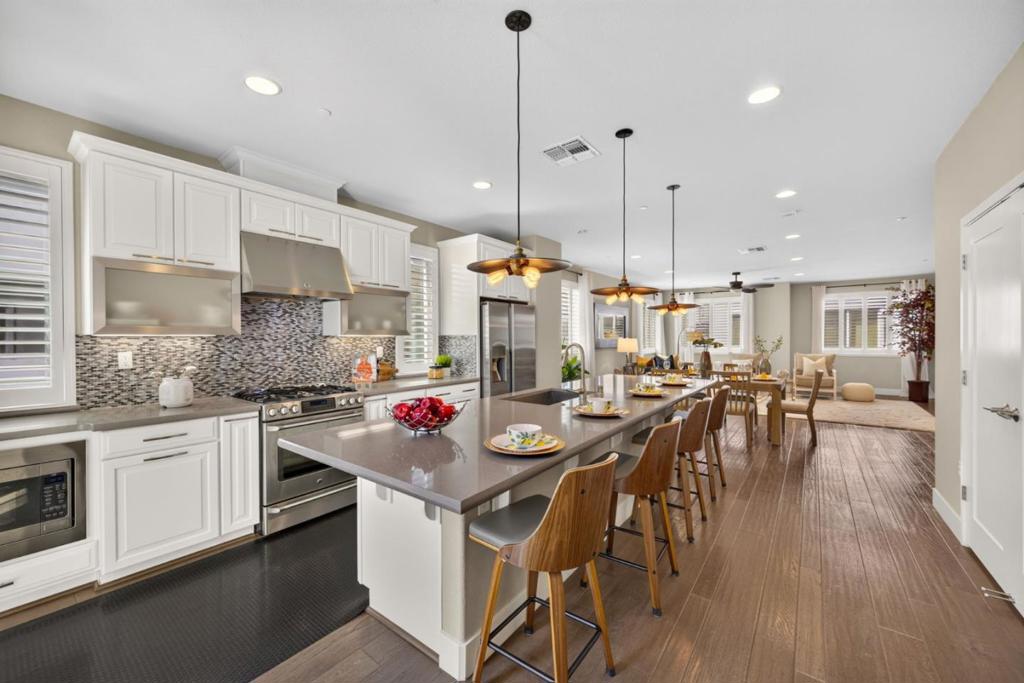 6013 Black Onyx Court Property Photo 17