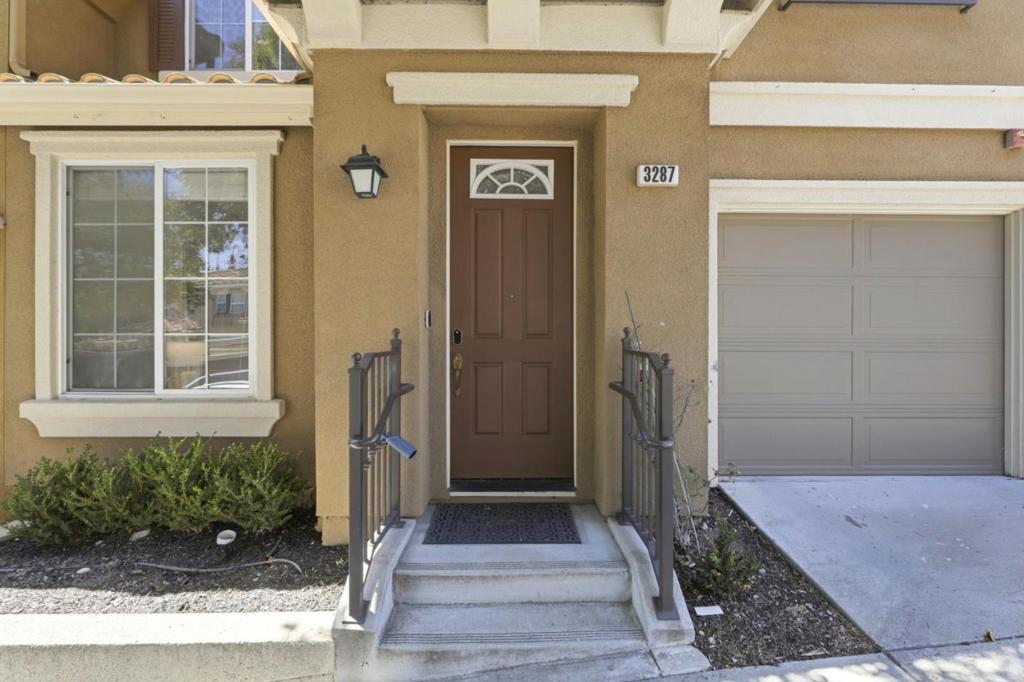 3287 Montevarchi Street Property Photo 2