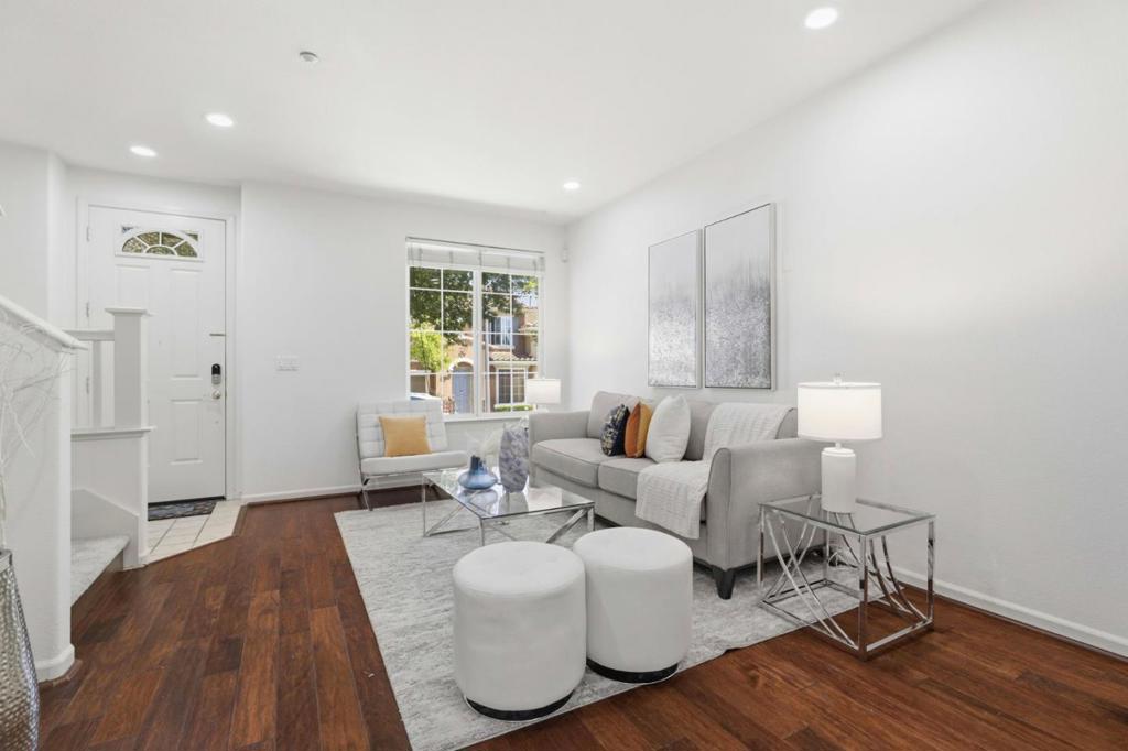 3287 Montevarchi Street Property Photo 6