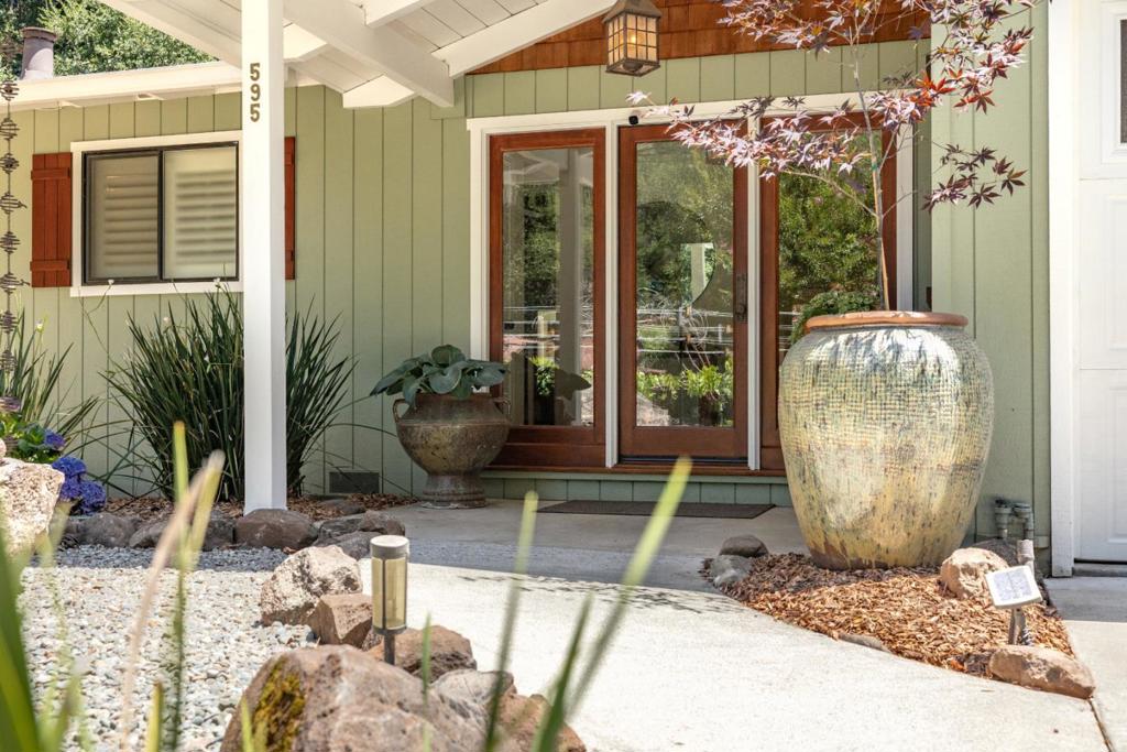 595 Wente Street Property Photo 3