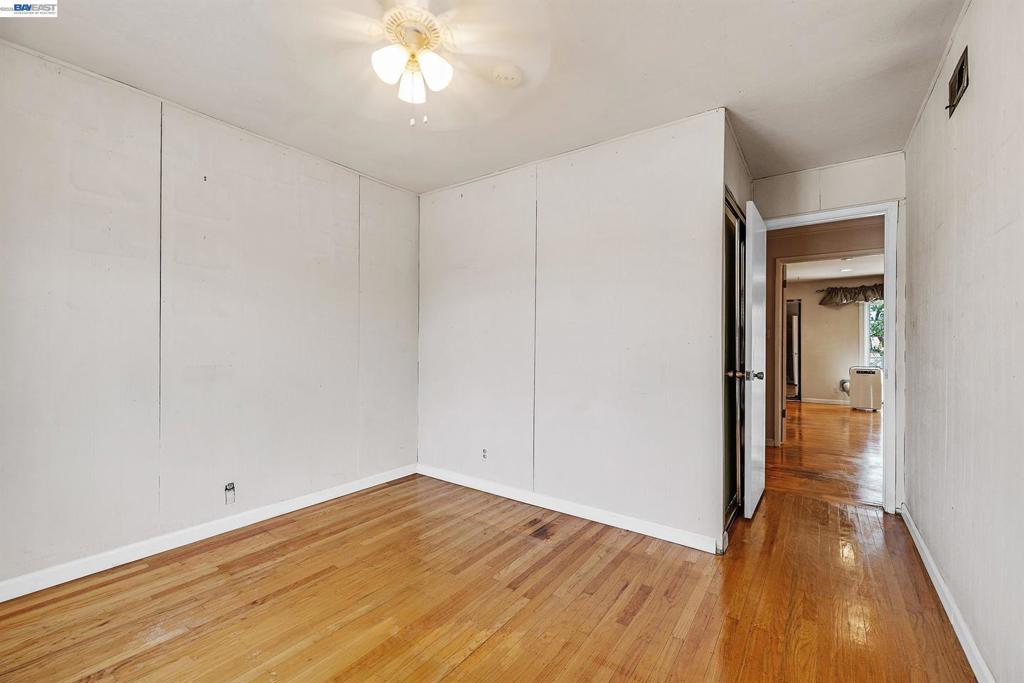 35924 Nicolet Court Property Photo 22