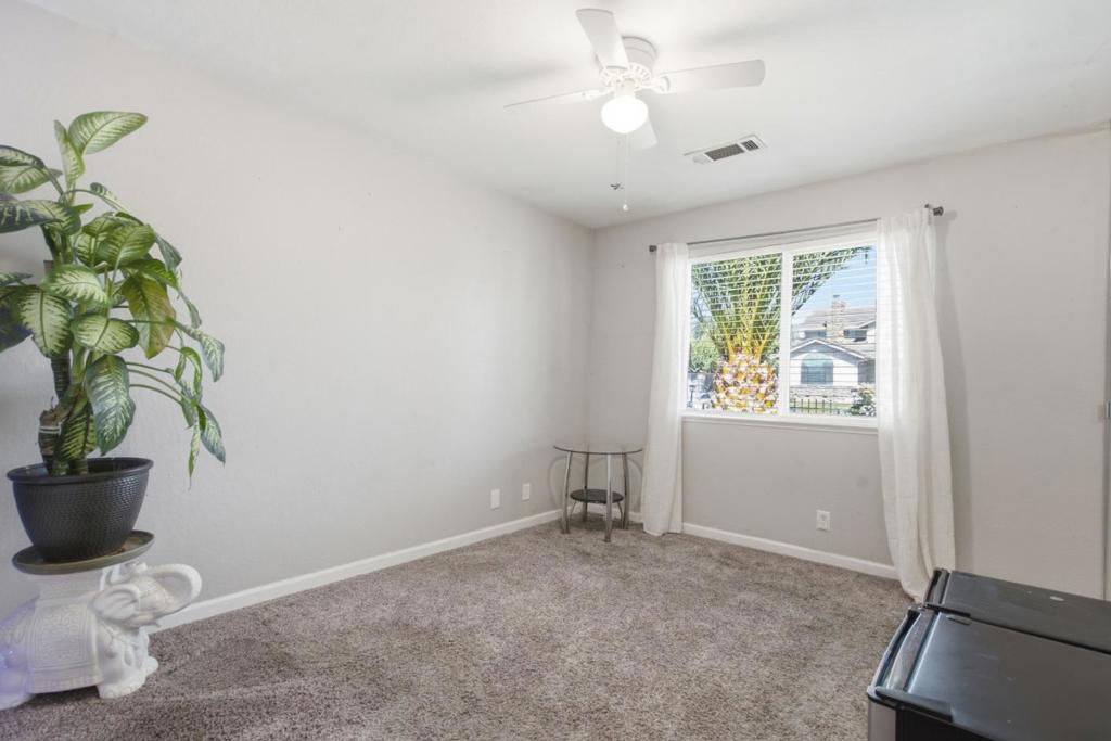 610 Memorial Drive Property Photo 11
