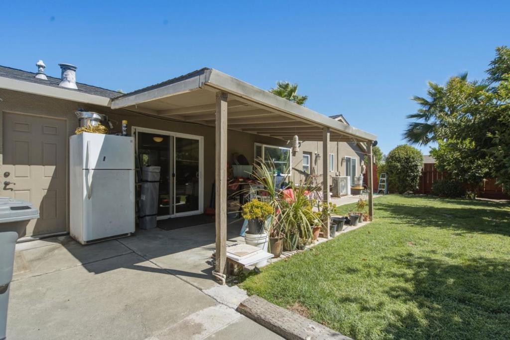 610 Memorial Drive Property Photo 33