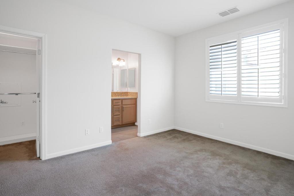 1297 Coyote Creek Way Property Photo 22
