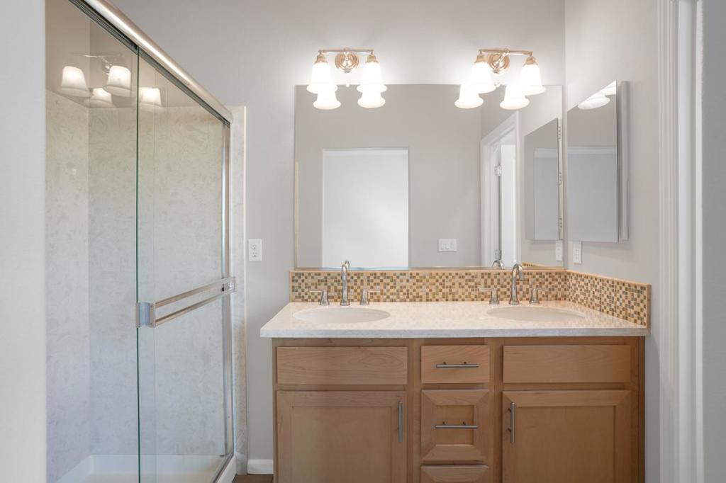 1297 Coyote Creek Way Property Photo 26