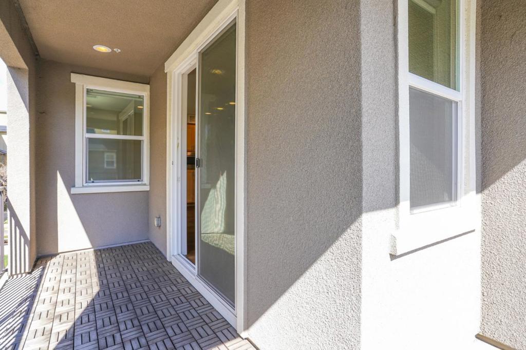 1297 Coyote Creek Way Property Photo 30
