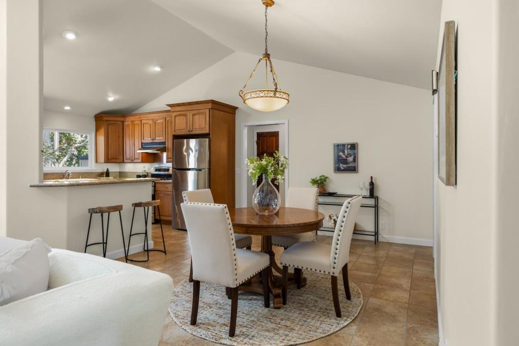 3 White Tail Lane Property Photo 8