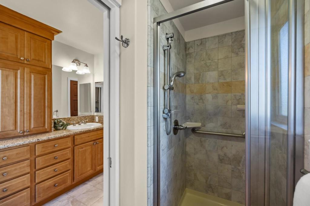 3 White Tail Lane Property Photo 14