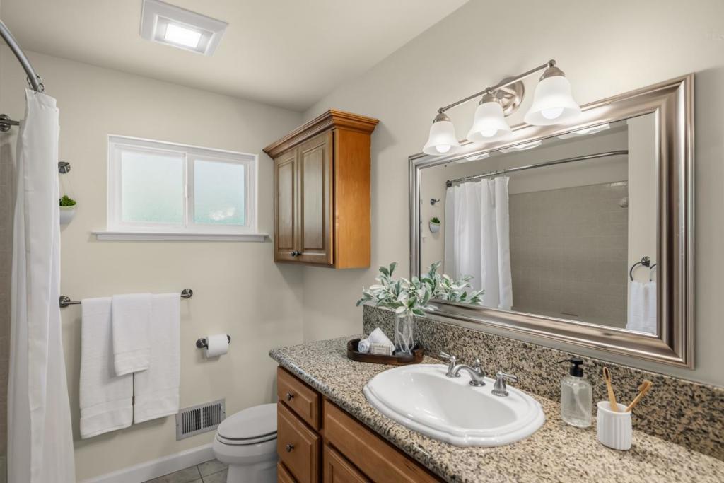 3 White Tail Lane Property Photo 16
