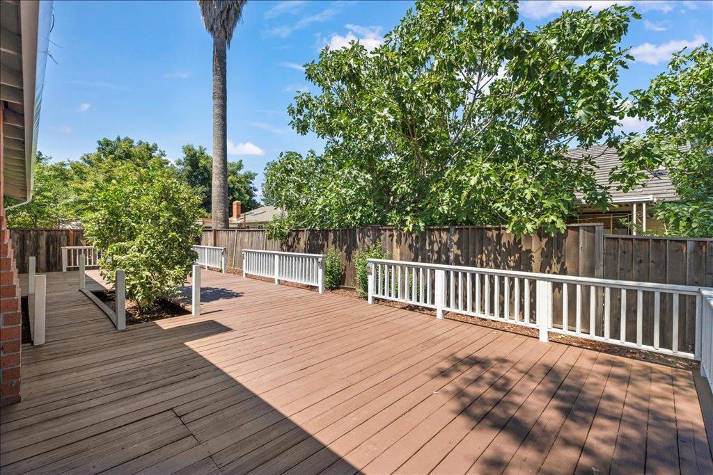 4584 Thousand Oaks Drive Property Photo 26