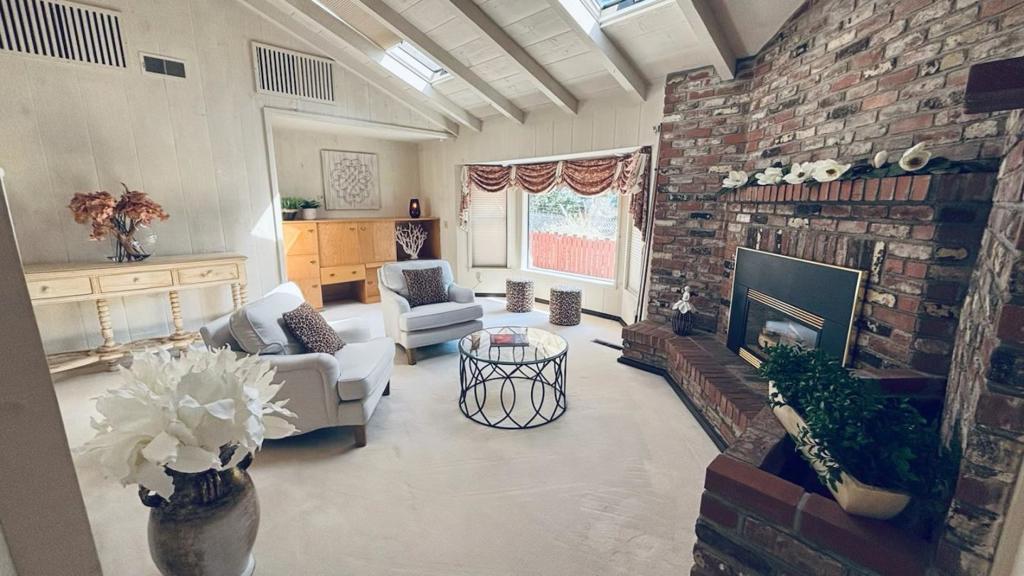 11 Ivy Street Property Photo 3
