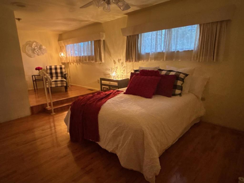 11 Ivy Street Property Photo 8
