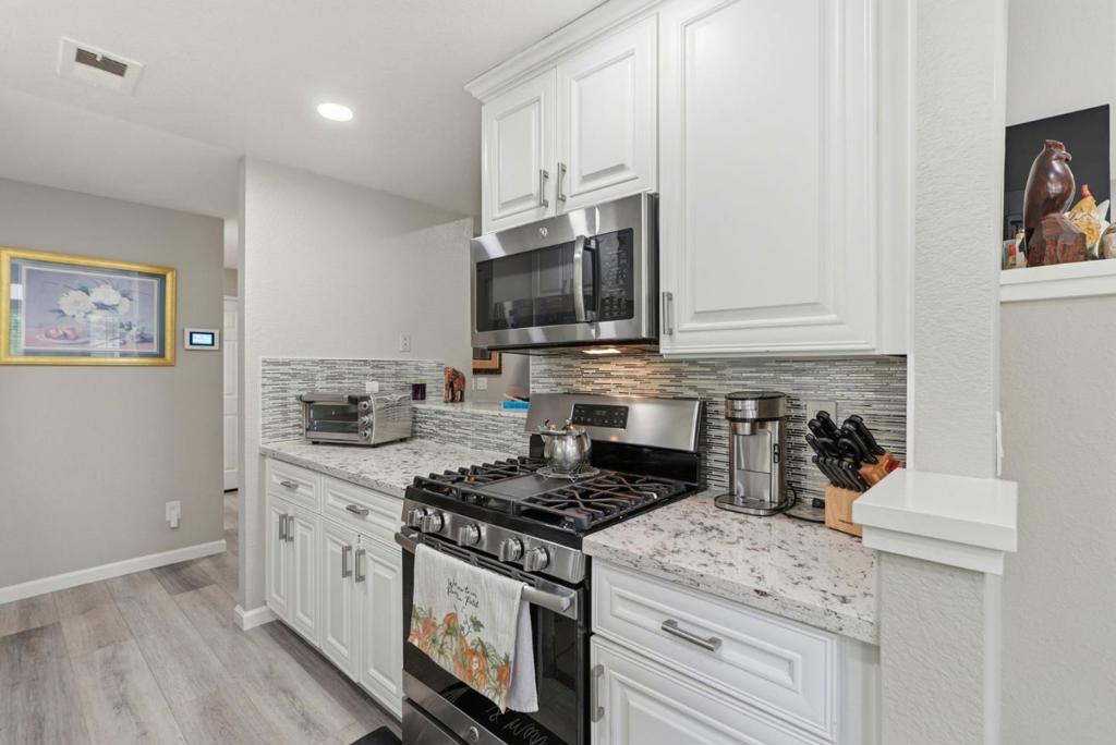 7750 Canyon Meadow Circle G Property Photo 14