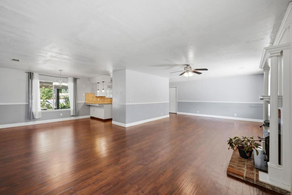 2520 N Temperance Avenue Property Photo 5
