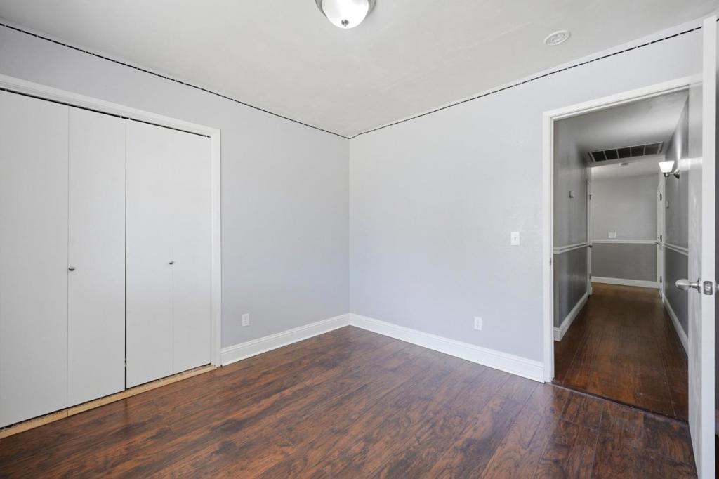 2520 N Temperance Avenue Property Photo 23