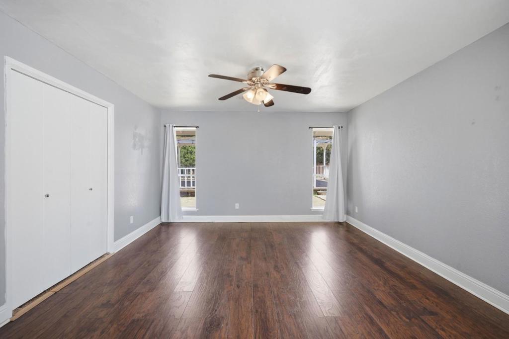 2520 N Temperance Avenue Property Photo 25