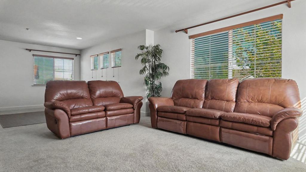 5006 Ridgefield Circle Property Photo 36