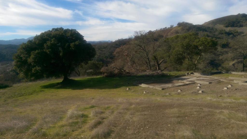 17880 Oak Glen Avenue Property Photo 2