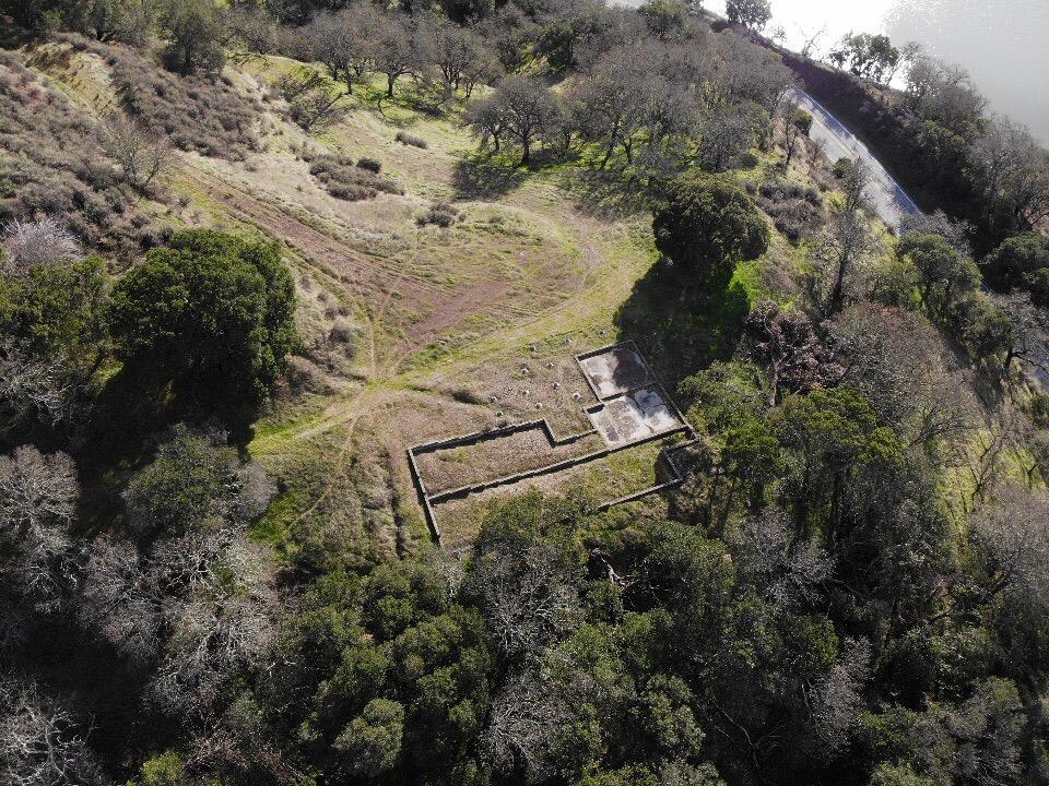 17880 Oak Glen Avenue Property Photo 3