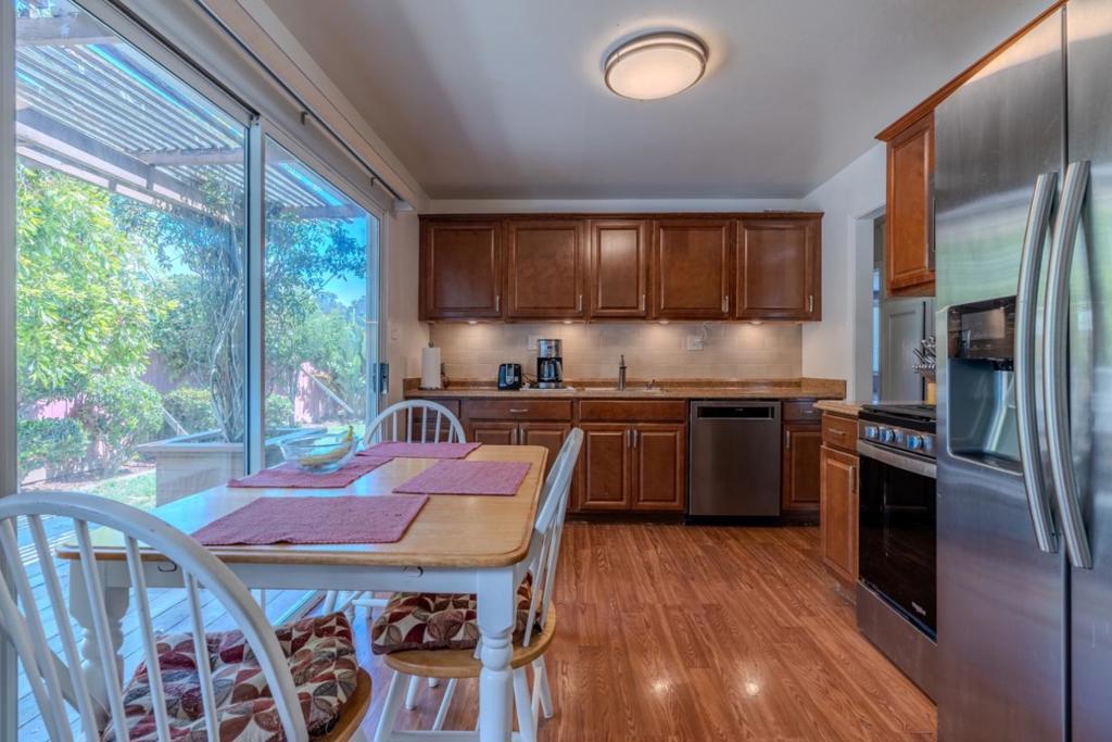 1195 Palou Drive Property Photo 12
