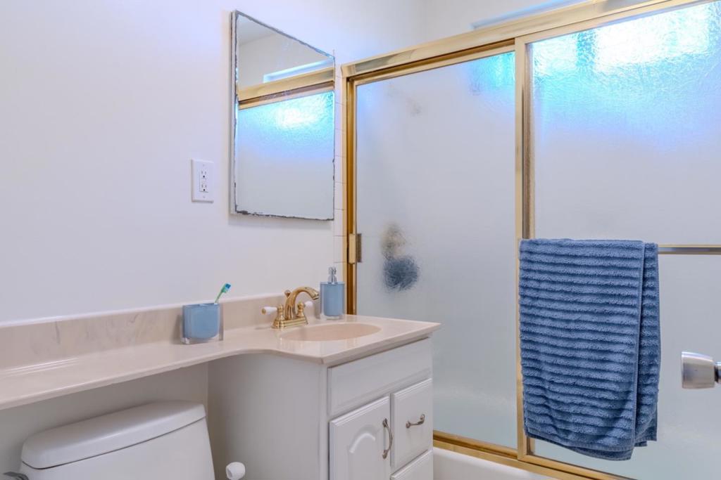 1195 Palou Drive Property Photo 19