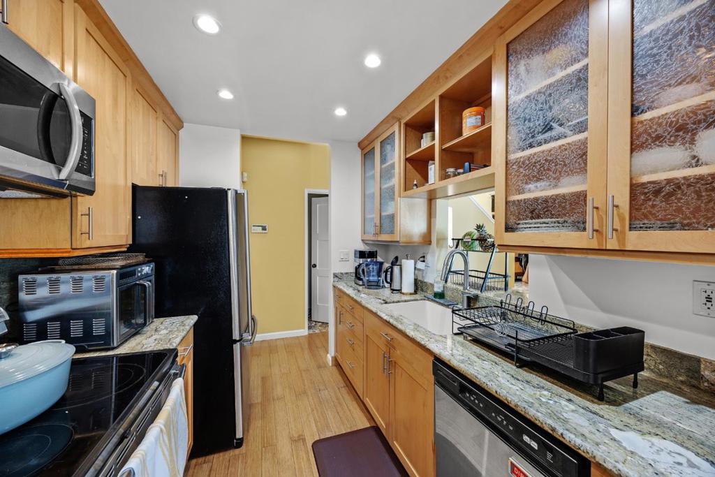 2247 Armada Way Property Photo 4