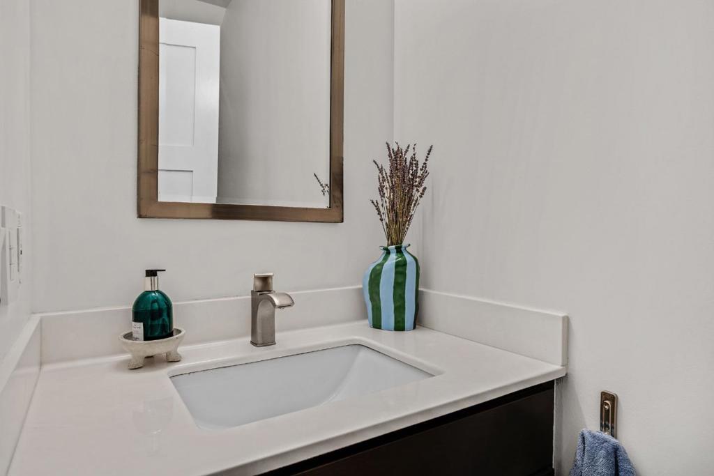 2247 Armada Way Property Photo 15