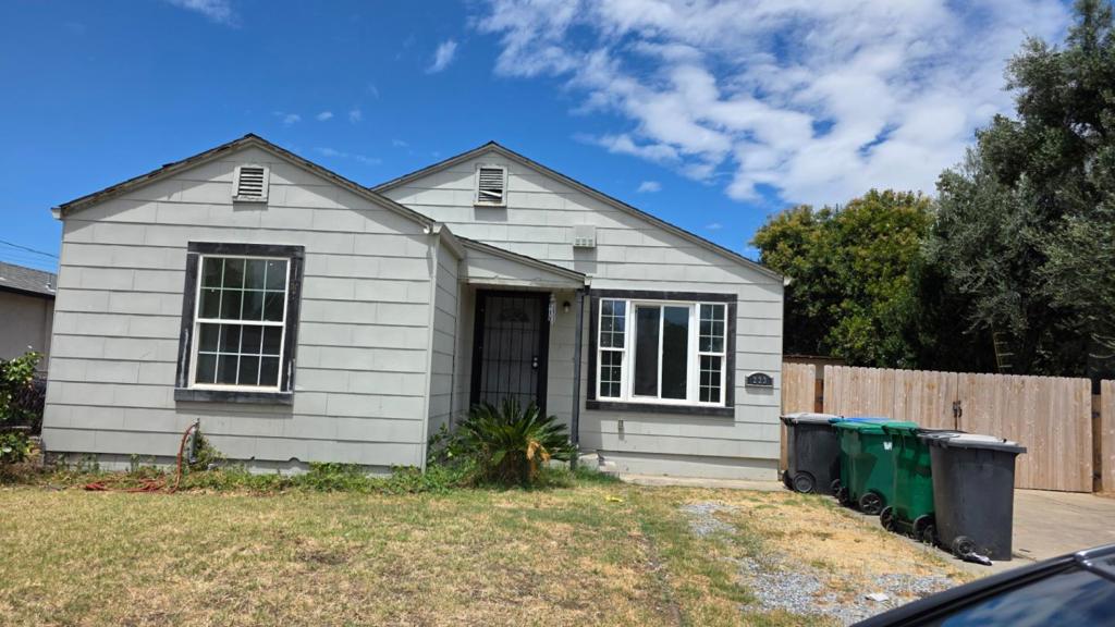 223 Watson Street Property Photo 1