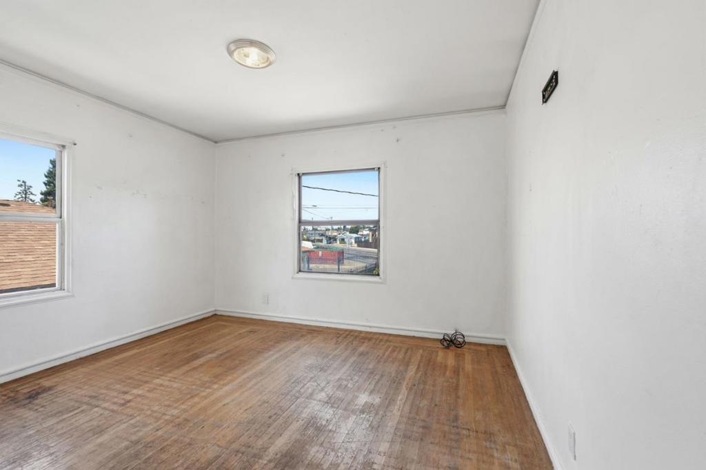 2570 61st Avenue Property Photo 13