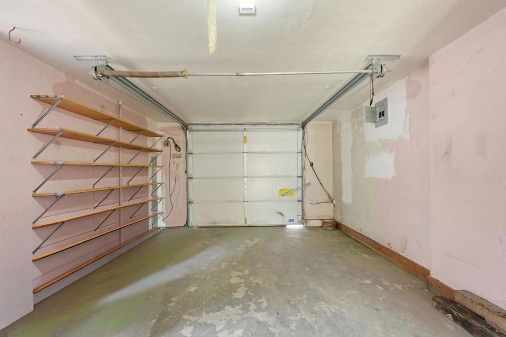 2570 61st Avenue Property Photo 27