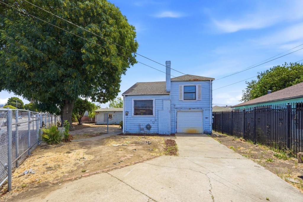 2570 61st Avenue Property Photo 28