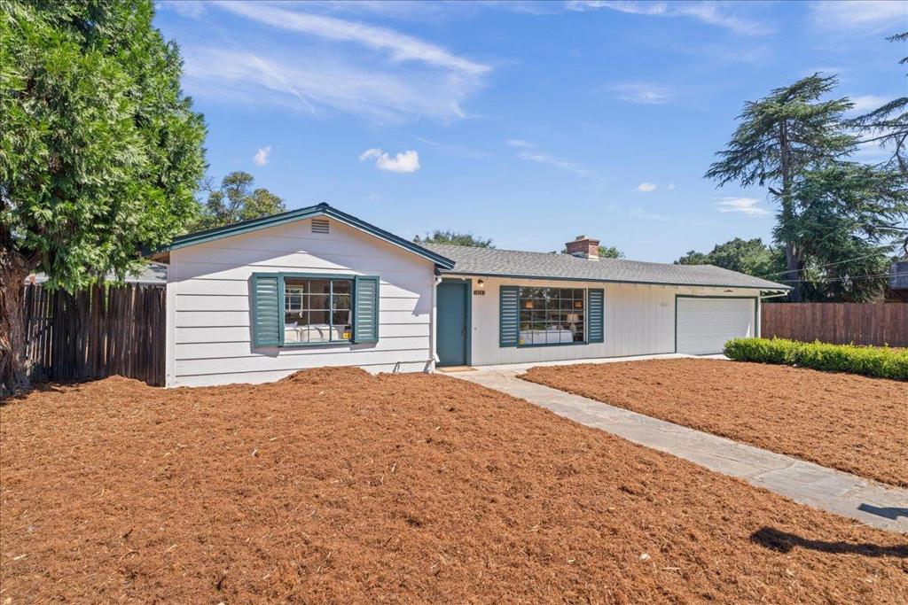 16281 Camino Del Sol Property Photo 4