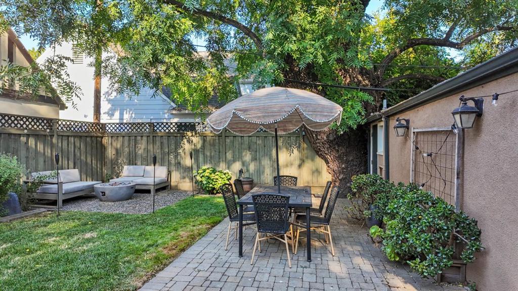 1303 39th Street Property Photo 29