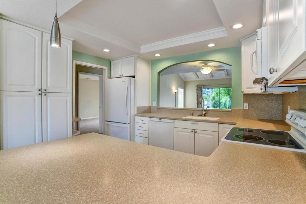 6298 Blauer Lane Property Photo 10