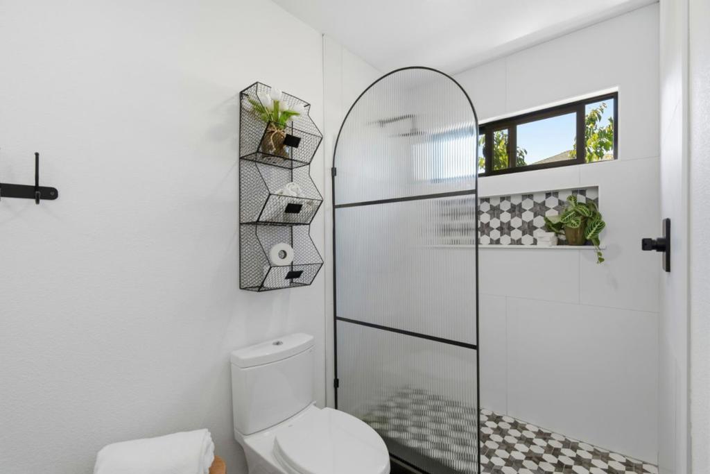 1068 San Francisco Way Property Photo 28