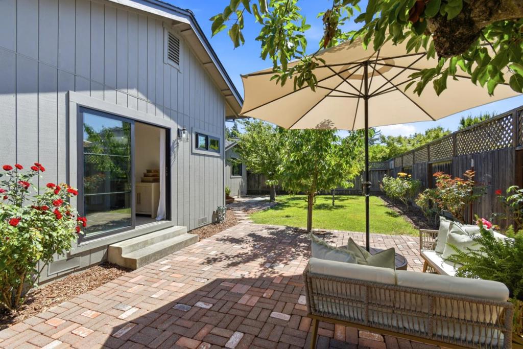 1068 San Francisco Way Property Photo 38