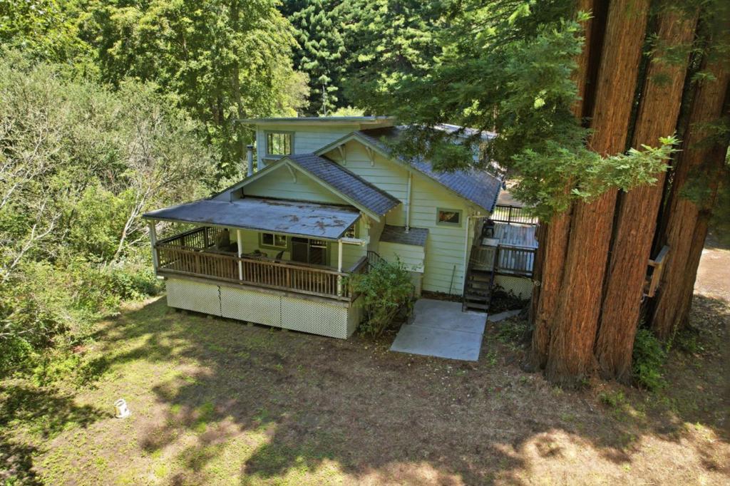 6975 La Honda Road Property Photo