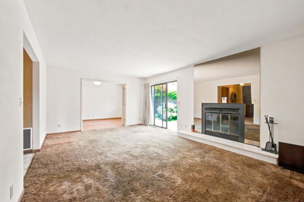 888 N Rengstorff Avenue Property Photo 9