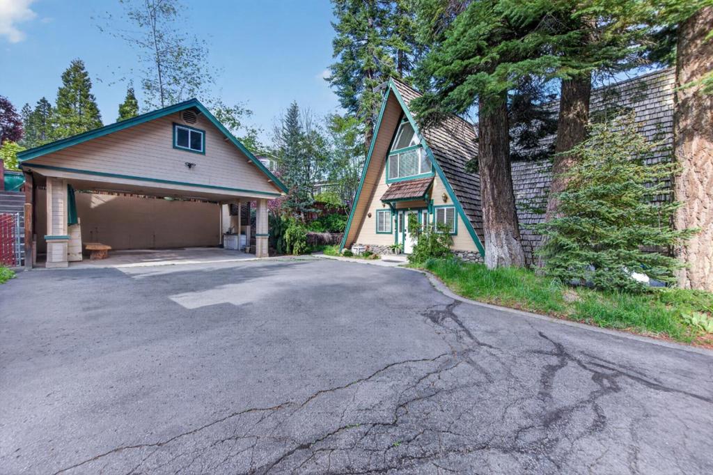 458 Peninsula Drive Property Photo 3