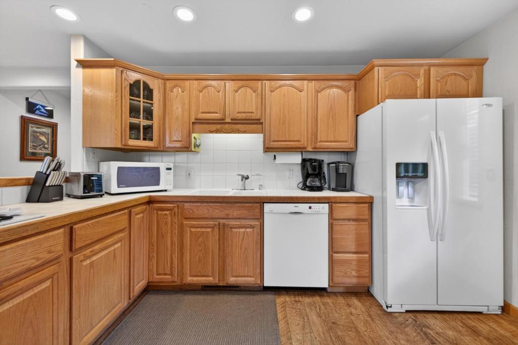 458 Peninsula Drive Property Photo 15